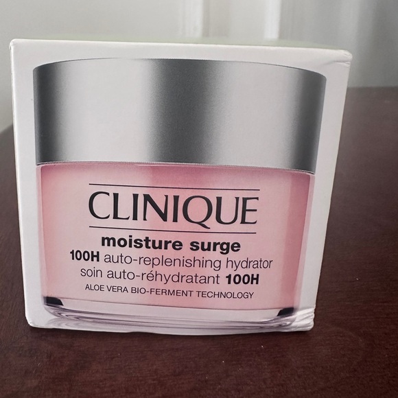Clinique Moisture Surge 100H Hydrator - 4.2oz